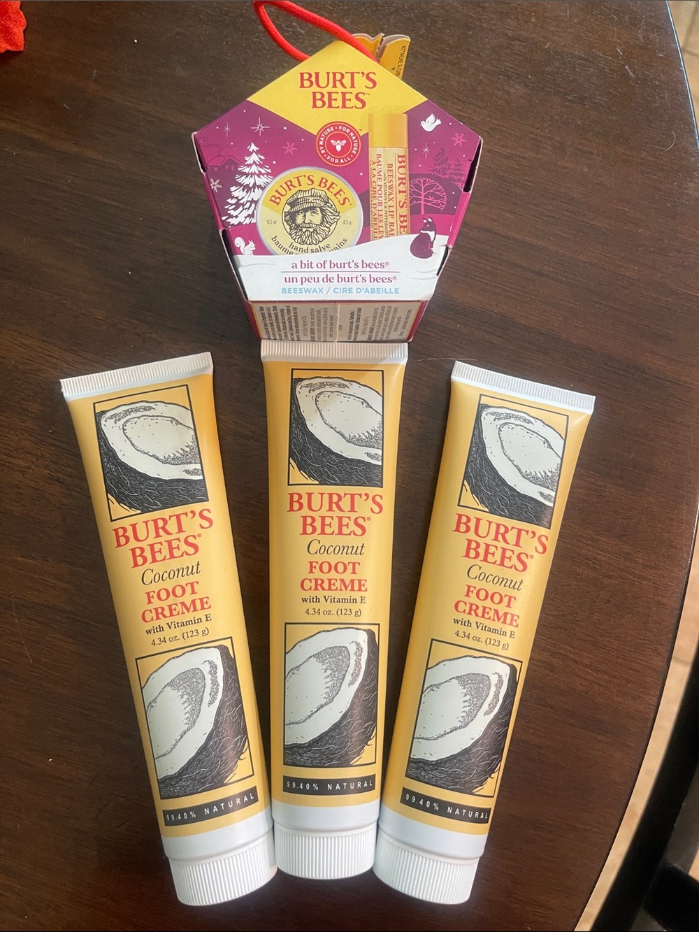 BURTS BEES GIFT SET🐝